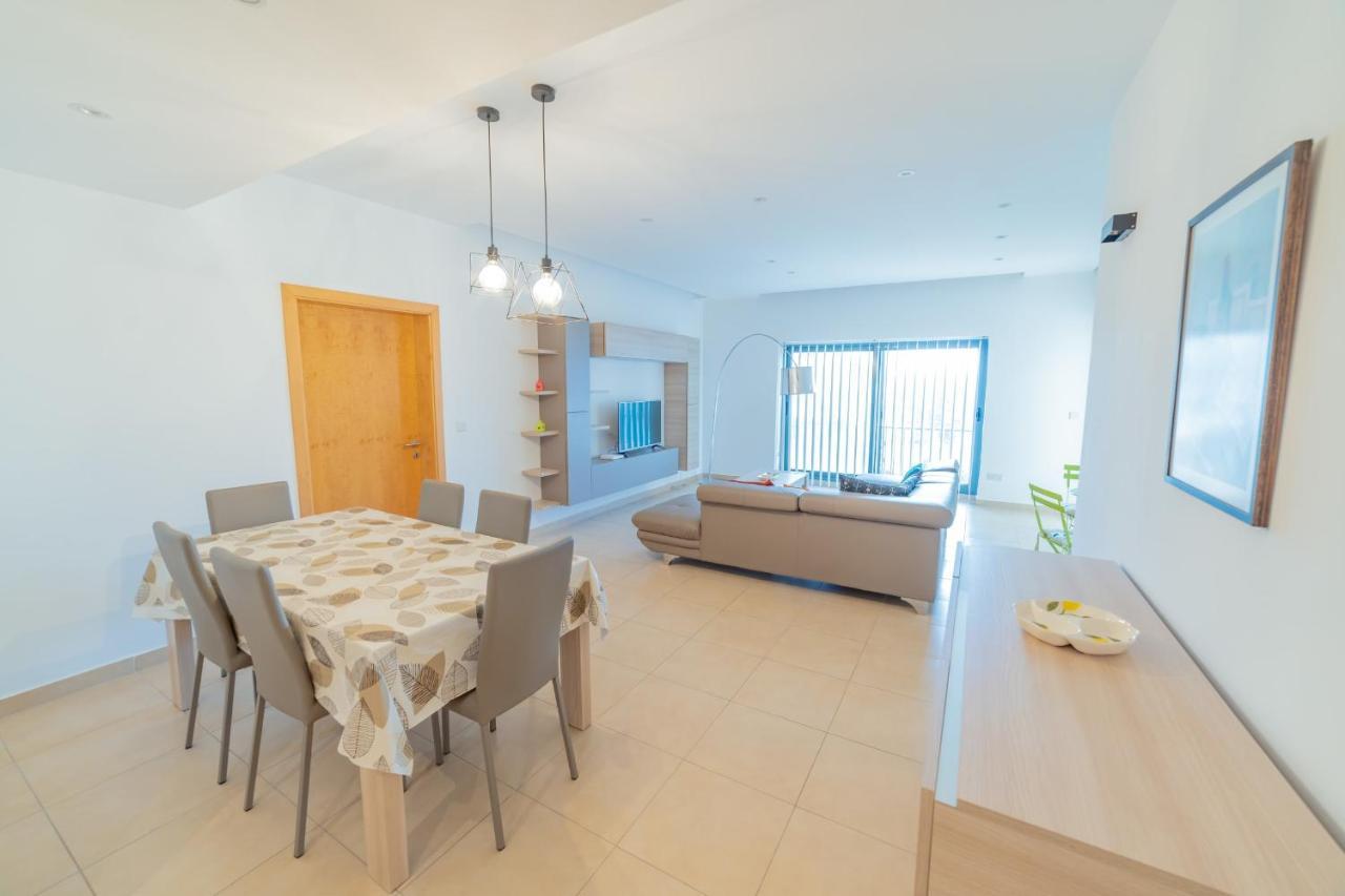 Appartement Luxury Seaview & Pool-hosted By Sweetstay Mellieħa